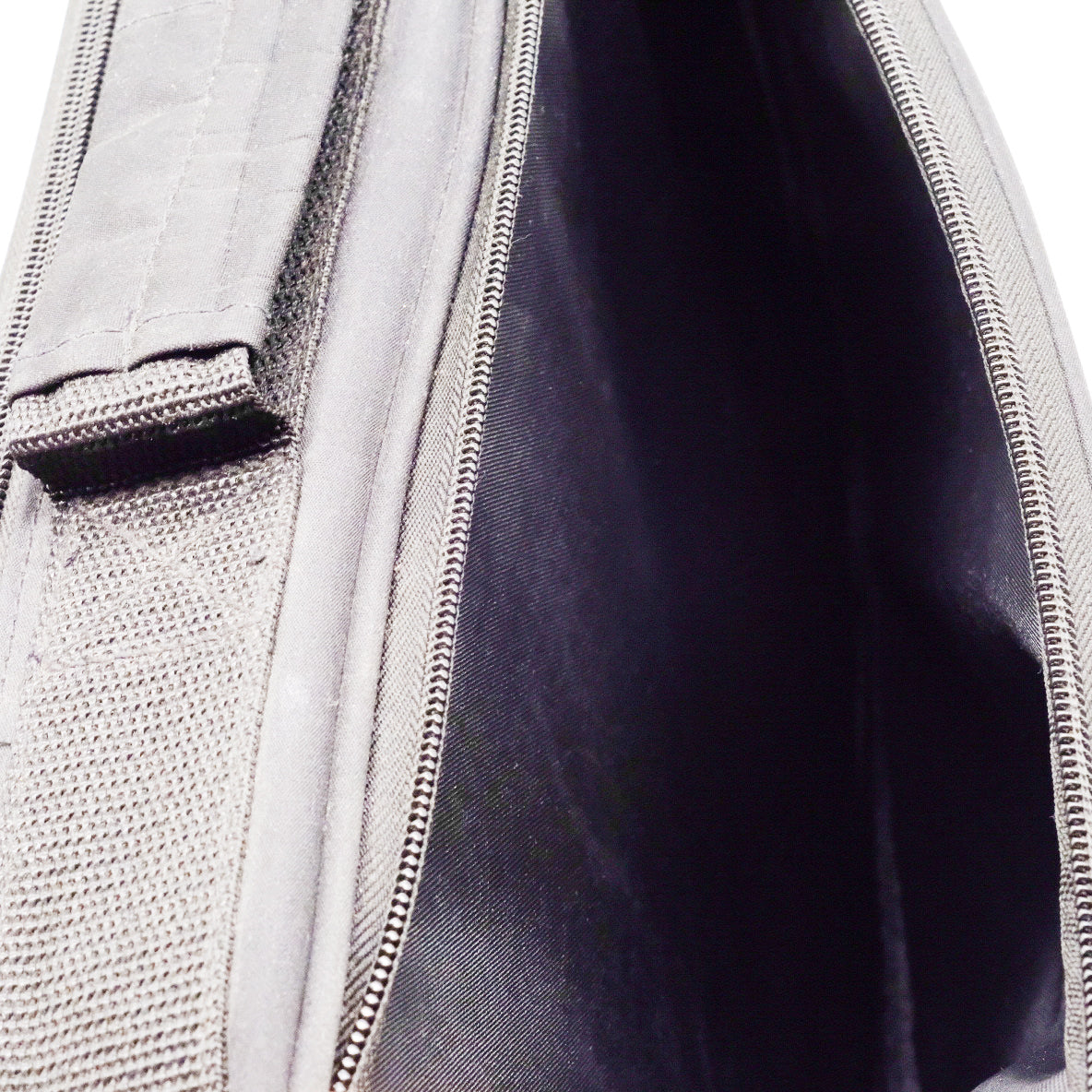Valise de transport doTERRA pour 77 huiles essentielles – usagée