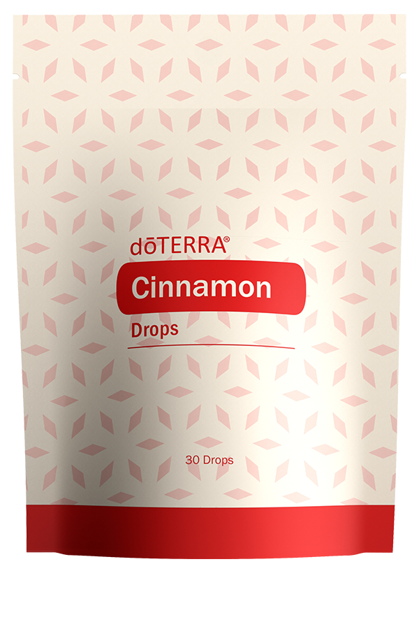 Sachet de pastilles à la cannelle doTERRA, format de 30 pastilles, emballage crème avec accents rouges.